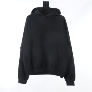 הסווטשרט - Fear Of God Essentials Hoodie