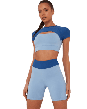 טייץ וטופ - Alo yoga set, short tights and light blue top - Alo Yoga Set