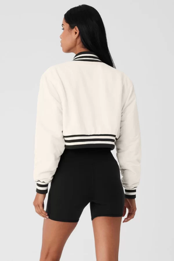 ז'ָקֵט -  ALO YOGA CROPPED GOAT JACKET White