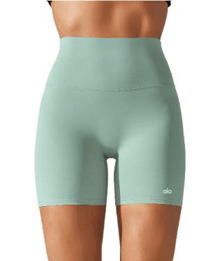 טייץ צמוד - Alo Yoga short tights in light green color for women