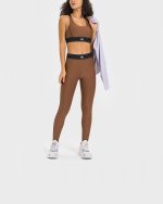 טייץ וטופ - Training set Alo Yoga tights and brown top - Alo Yoga