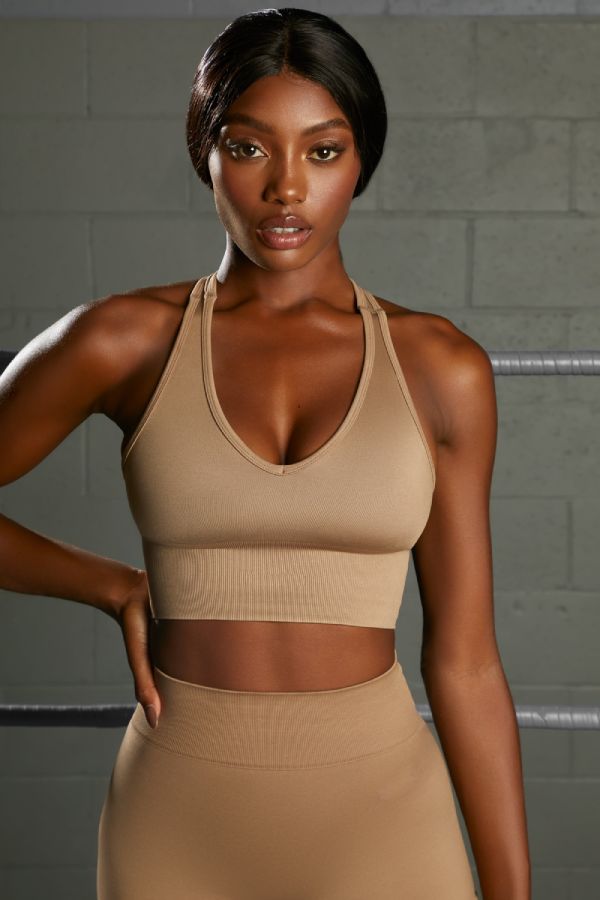 טייץ וטופ - Alo yoga short tights and top set for women in brown color - Alo Yoga Set