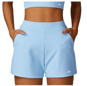 מִכְנָסַיִים קְצָרִים Alo Yoga N-Style Threading Yoga Shorts