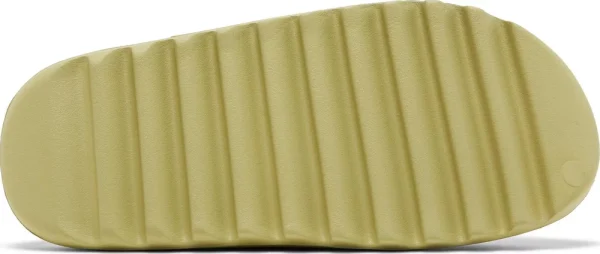 Adidas Yeezy Slides Resin – כפכפי Yeezy בצבע ירוק בהיר