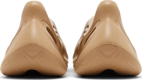 Adidas Yeezy Foam Runner Clay Taupe – כפכפי פום ראנר בצבע בז'
