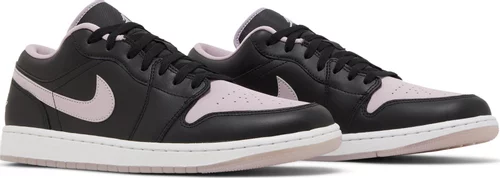 Air Jordan 1 Low SE Black Iced Lilac – נעלי סניקרס שחור וסגול