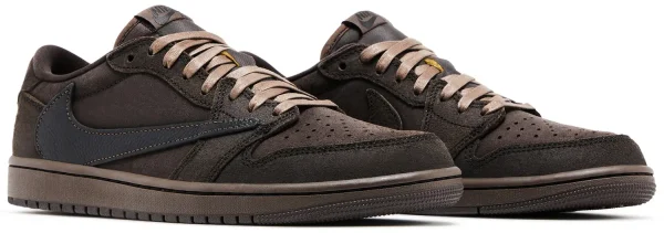 Travis Scott x Air Jordan 1 Retro Low OG SP Velvet Brown – נעלי סניקרס חום ושחור