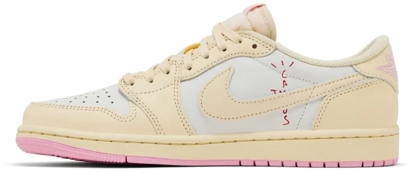 Travis Scott x Air Jordan 1 Retro Low OG Muslin Pink – נעלי סניקרס ורוד ושמנת