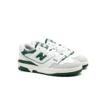 נעלי New Balance 550 בצבעי לבן ושחור