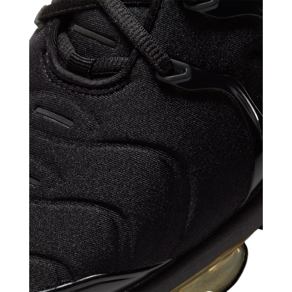 Nike Air VaporMax Plus – נעלי גברים Black/Metallic Gold