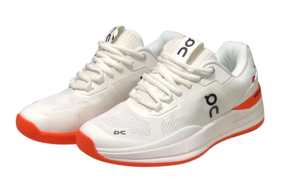 On The Roger Rro Running | נעלי ON Cloud – קלילות יוצאת דופן לנוחות יומיומית