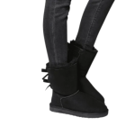 UGG מגפי Baily Bow 2 בצבע שחור לנשים – נוחות, חמימות ועיצוב קלאסי