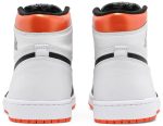 נעלי סניקרס Nike Air Jordan 1 Retro High OG לגברים – Electro Orange