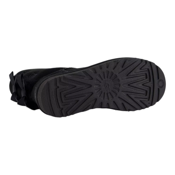 UGG מגפי Baily Bow 2 בצבע שחור לנשים – נוחות, חמימות ועיצוב קלאסי