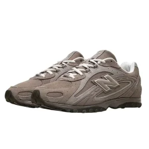 NewBalance204LMushroom2-Photoroom-600×600