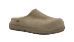 UGG נעלי בית Premium Jade לגברים בצבע Antelope Brown