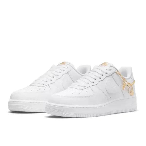 Nike Air Force 1 Low LX Lucky Charms White – נעלי סניקרס לבנות מעור