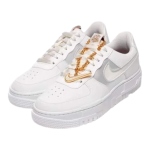 Nike Air Force 1 Pixel Summit White – נעלי סניקרס לנשים בעיצוב ייחודי