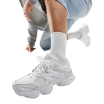 נעלי ניו באלאנס New Balance 9060 Triple White