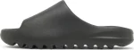 Adidas Yeezy Slides Dark Onyx – כפכפי Yeezy בצבע פחם כהה