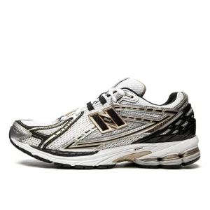 נעלי ניו באלאנס New Balance 1906R White Metallic Gold