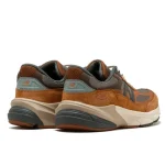 נעלי ניו באלאנס New Balance 990v6 Carhartt WIP Sculpture Center