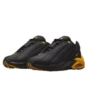Nike-hot-step-air-terra-drake-nocta-black-university-gold-1-600×600