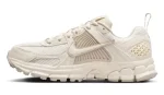Nike Zoom Vomero 5 Pale Ivory – נעלי סניקרס בגוון שנהב
