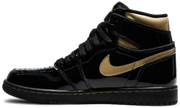 נעלי סניקרס Nike Air Jordan 1 Retro High OG לגברים – Black Metallic Gold
