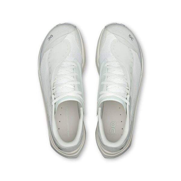 On Cloudboom Volt PAF White/Gale נעלי
