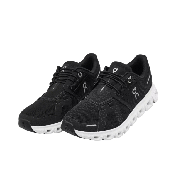 On Cloud 6 Black/White נעלי