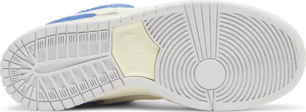 Nike SB Dunk Low Pro x Fly Streetwear 'Gardenia' נעלי סקייט לגברים