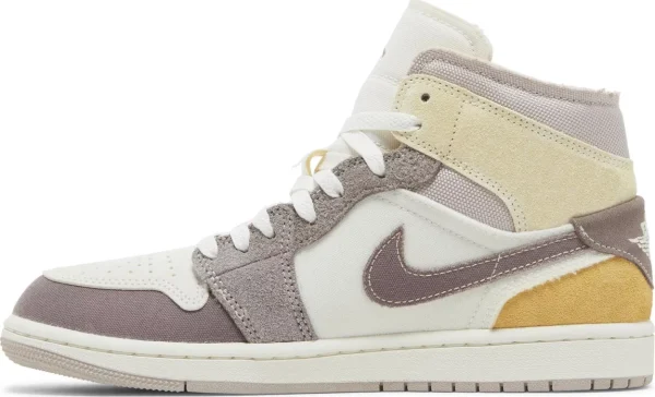 Nike Air Jordan 1 Mid SE Craft Inside Out Taupe Haze נעלי סניקרס לגברים