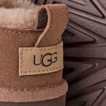 UGG Women’s Classic Micro Rocky Oak מגפי האג