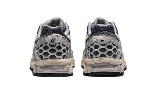Asics GEL-Kahana 8 Retro Grey נעליים