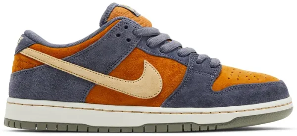 Nike SB Dunk Low 'Light Carbon Monarch' נעלי סקייט לגברים