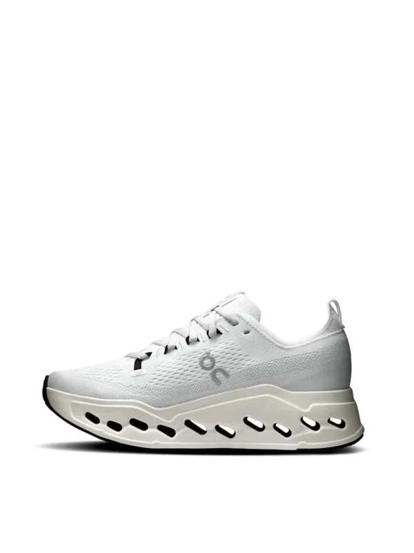 On Cloudsurfer Max White נעלי ריצה לגברים