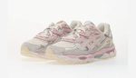 Asics Gel-NYC Concrete/ Barely Rose נעליים