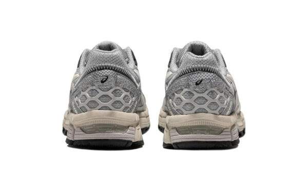Asics GEL-Kahana 8 Silver Dark Grey נעליים