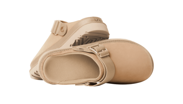 UGG Women’s Goldenstar Villa Clog Mustard Seed סנדלי האג