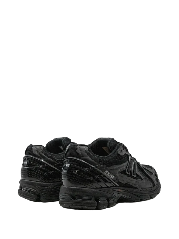 New Balance 1906 Protection Pack Black Leather נעלי סניקרס