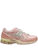 New Balance 1906 Lunar New Year Pink נעלי סניקרס