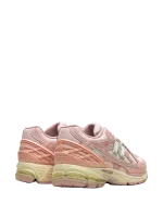New Balance 1906 Lunar New Year Pink נעלי סניקרס