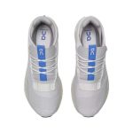 On Cloudnova Undyed נעלי