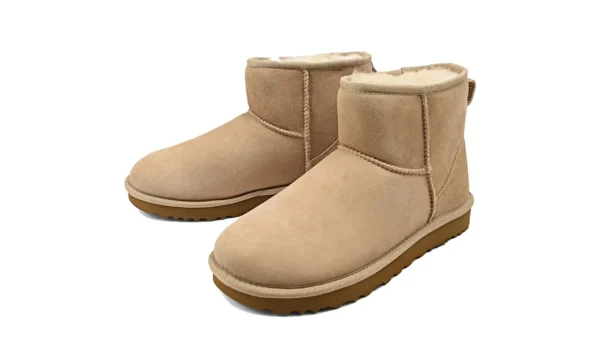 UGG Men’s Classic Mini II Sand נעלי האג לגברים