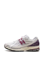 New Balance 1906 – Sea Salt Radiant Purple נעלי ספורט
