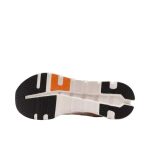 On Cloudrunner 2 Undyed White/Sand נעלי