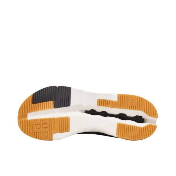 On Cloudnova Form 2 Black/Ivory/Gum נעלי