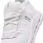 On Cloudnova 2 White נעלי