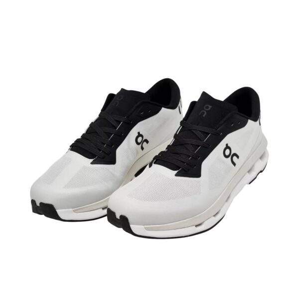 On Cloudzone Casual Ice/Black נעלי